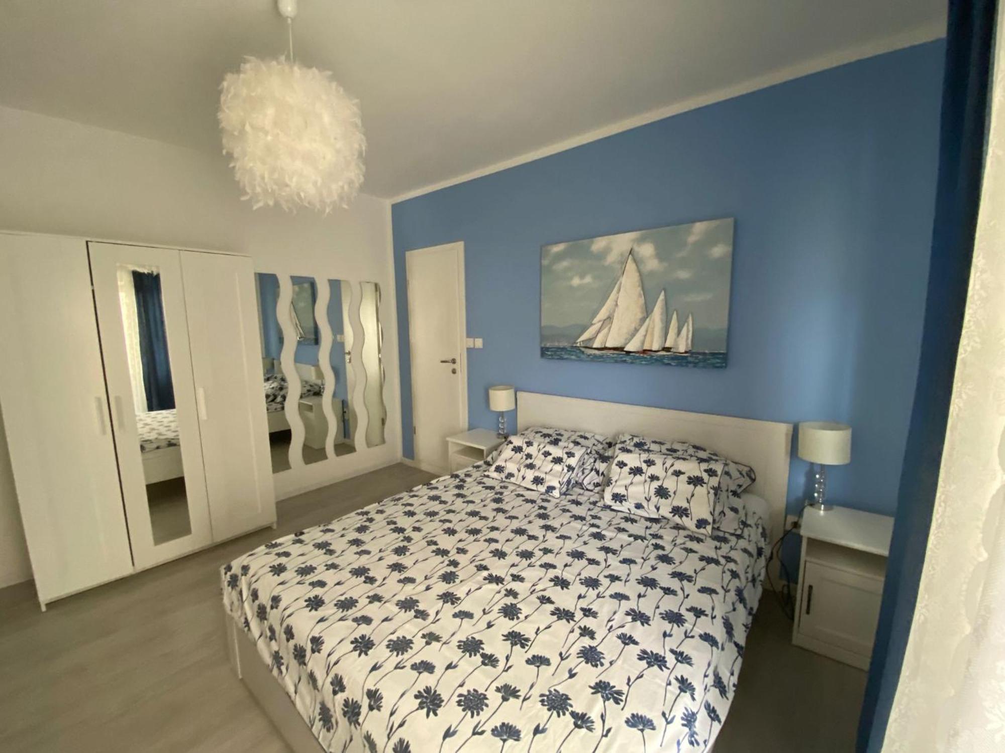 Mare Apartment *