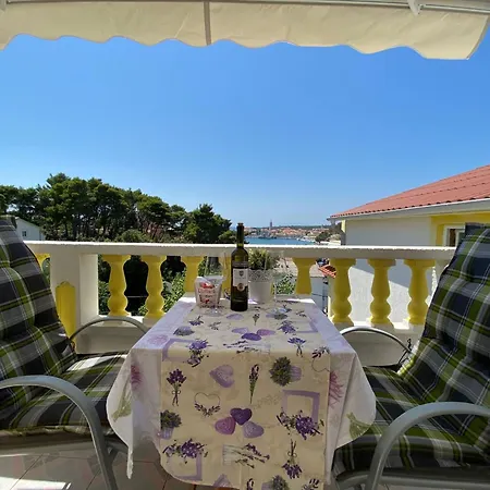 Apartments Mare Banjol Exterior photo