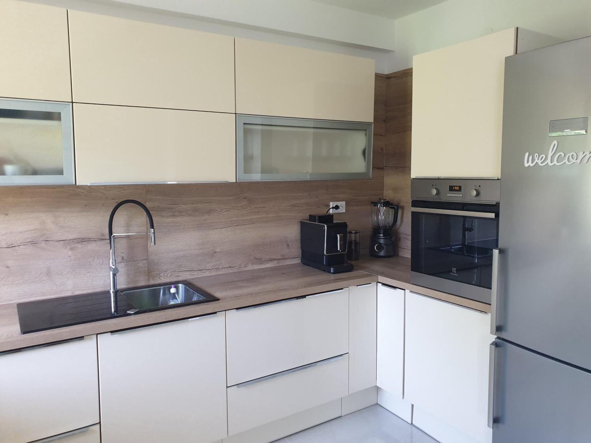 Mare Apartment *